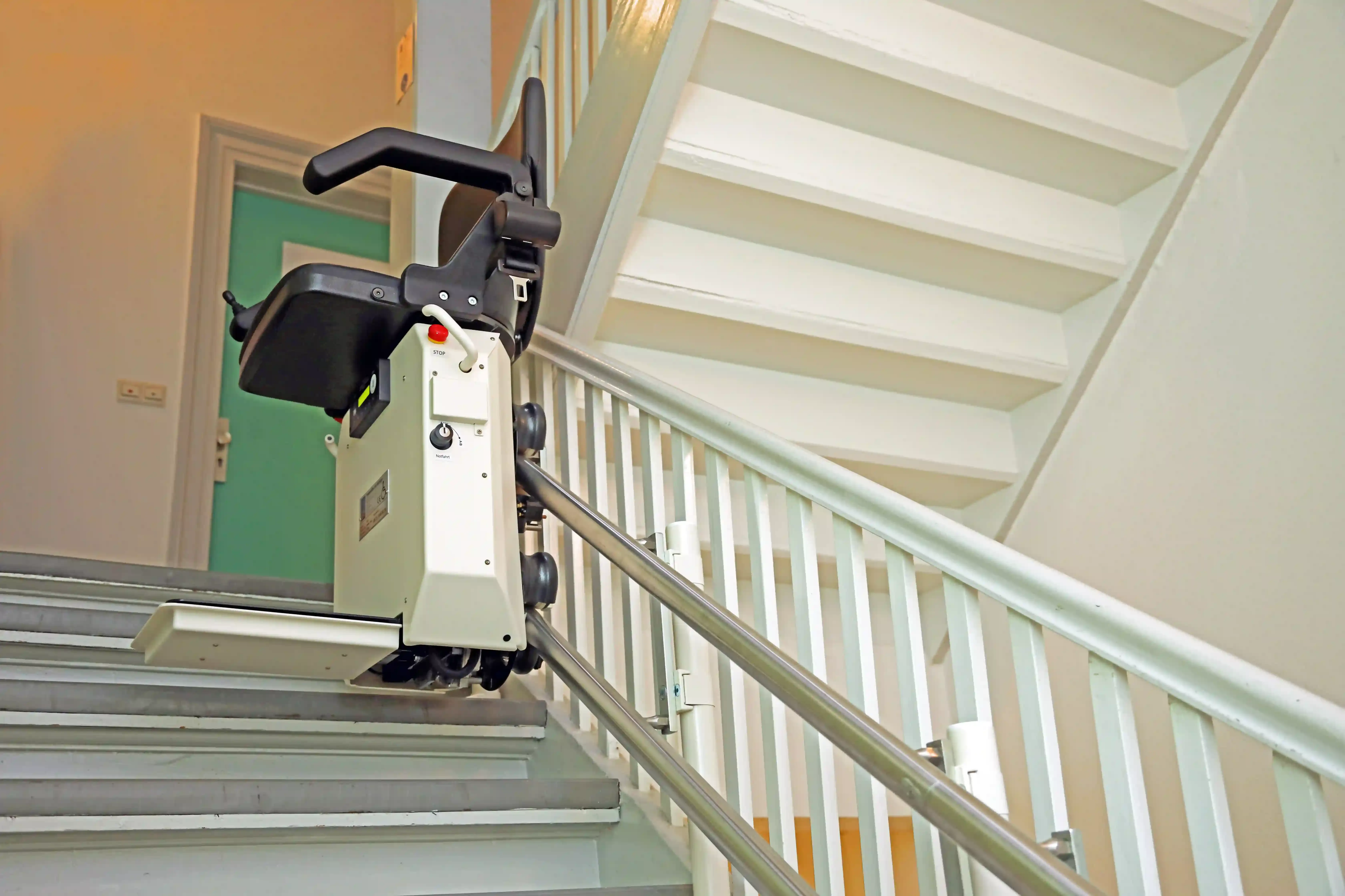 Image installateur monte escalier 5 monte escalier 56